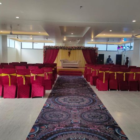 Hotel The Golf 1 Lucknow Buitenkant foto