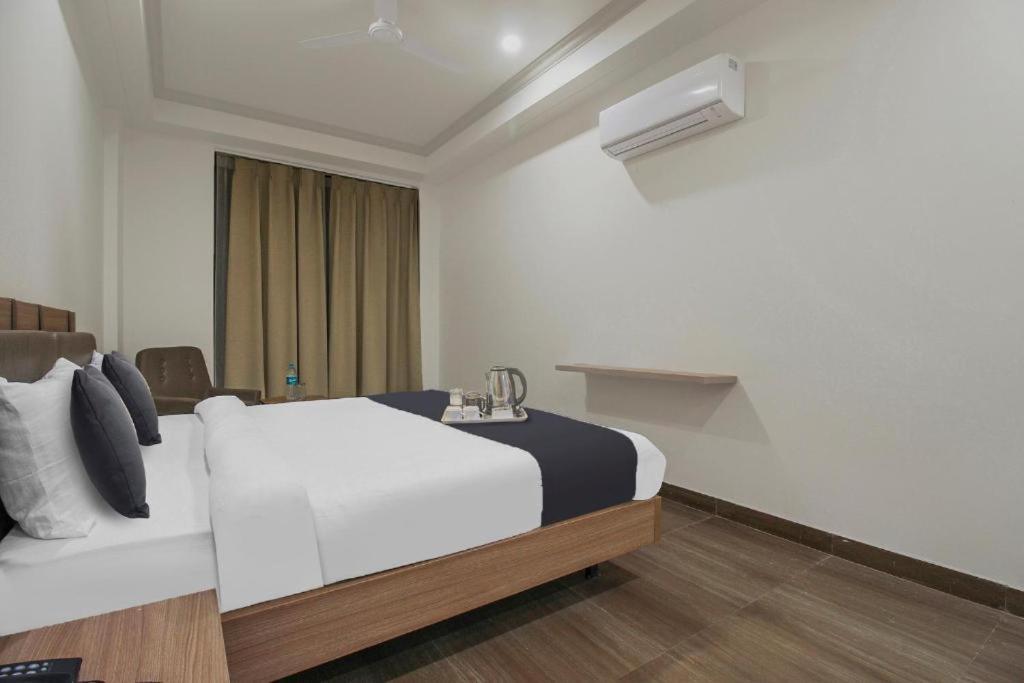 Hotel The Golf 1 Lucknow Buitenkant foto