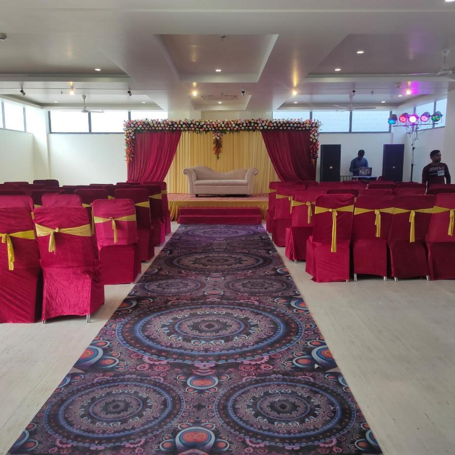 Hotel The Golf 1 Lucknow Buitenkant foto